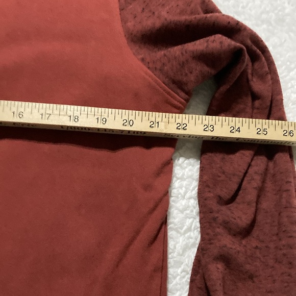 Under Armor Sweatshirt Hoodie - Picture 4 of 7